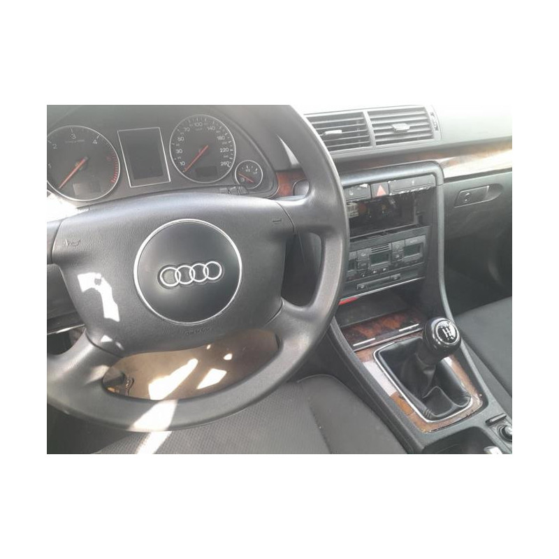 Serrure de coffre AUDI A4 2 AVANT PHASE 1 BREAK d’occasion