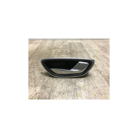 Poignee interieur avant droit RENAULT SCENIC 4 d’occasion
