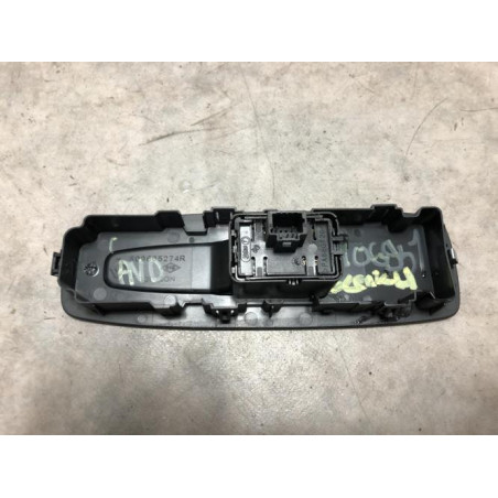 Interrupteur de leve vitre avant droit RENAULT SCENIC 4 d’occasion