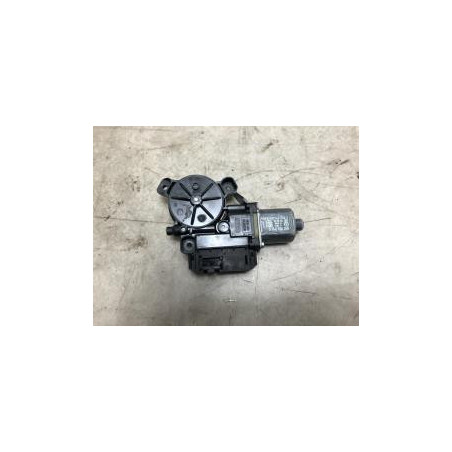 Moteur leve vitre arriere droit VOLKSWAGEN POLO 5 PHASE 1 d’occasion