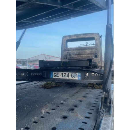 Lame de ressort arriere gauche IVECO 35C18 d’occasion