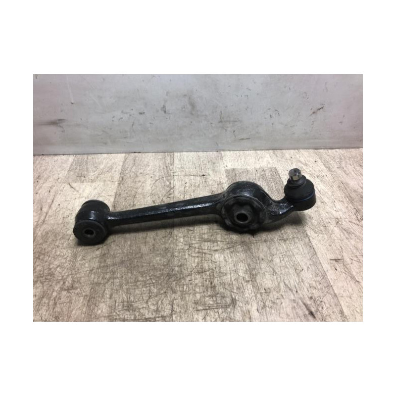 Bras inferieur avant droit FORD ESCORT 5 PHASE 2 d’occasion