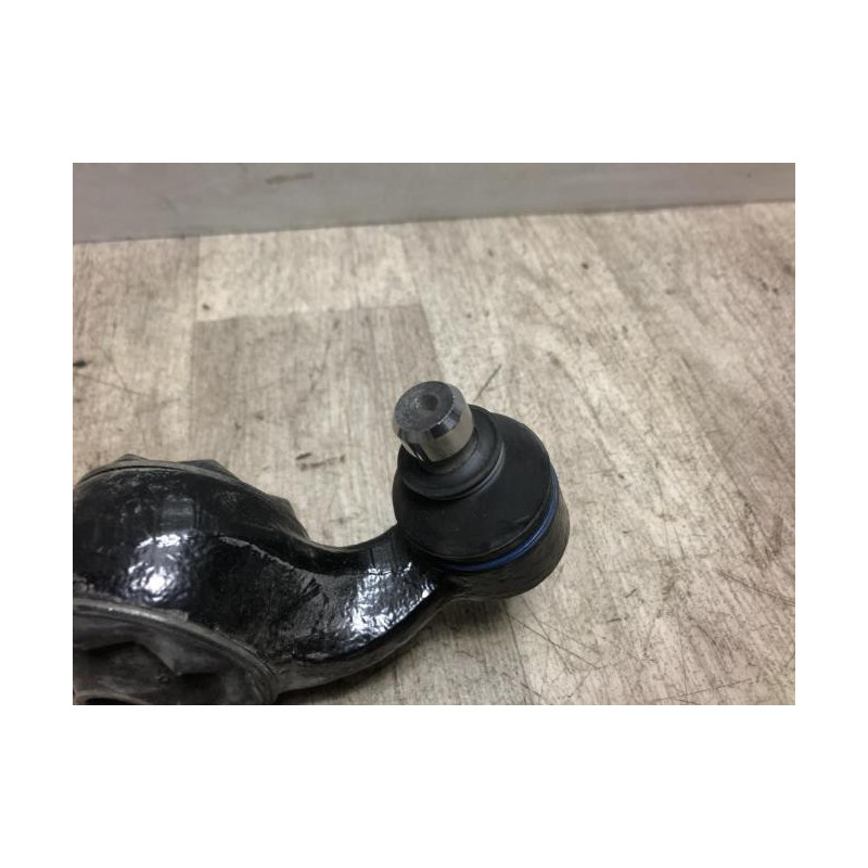 Bras inferieur avant droit FORD ESCORT 5 PHASE 2 d’occasion