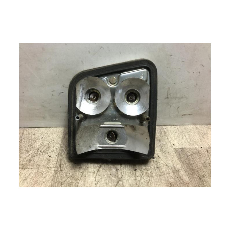 Platine feu arriere gauche CITROEN 2CV d’occasion
