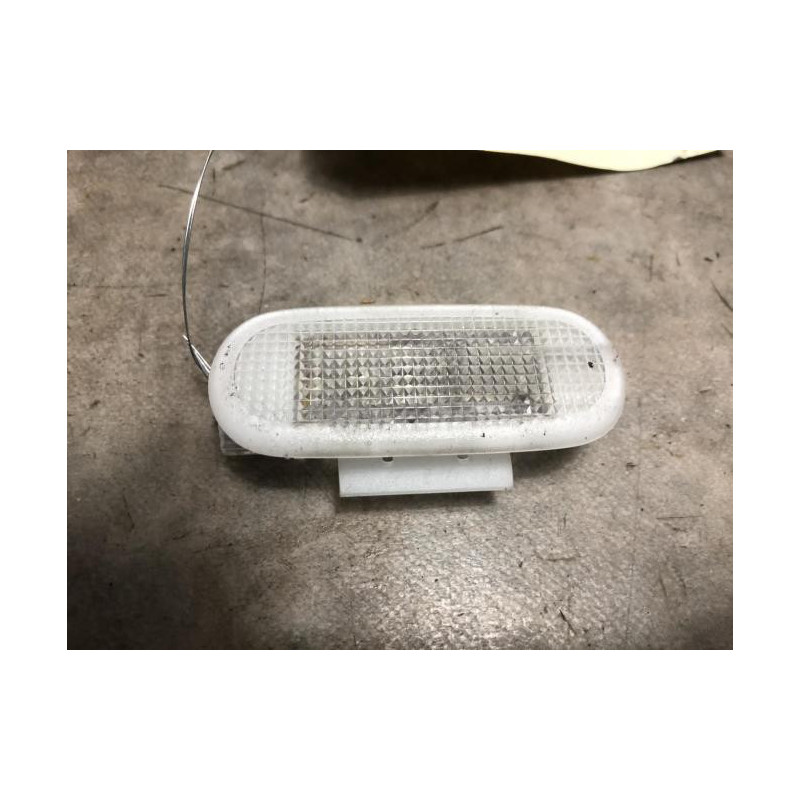 Lumiere porte avant droit RENAULT SCENIC 4 d’occasion