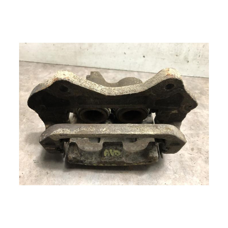 Etrier avant droit (freinage) MITSUBISHI L 200 2 d’occasion