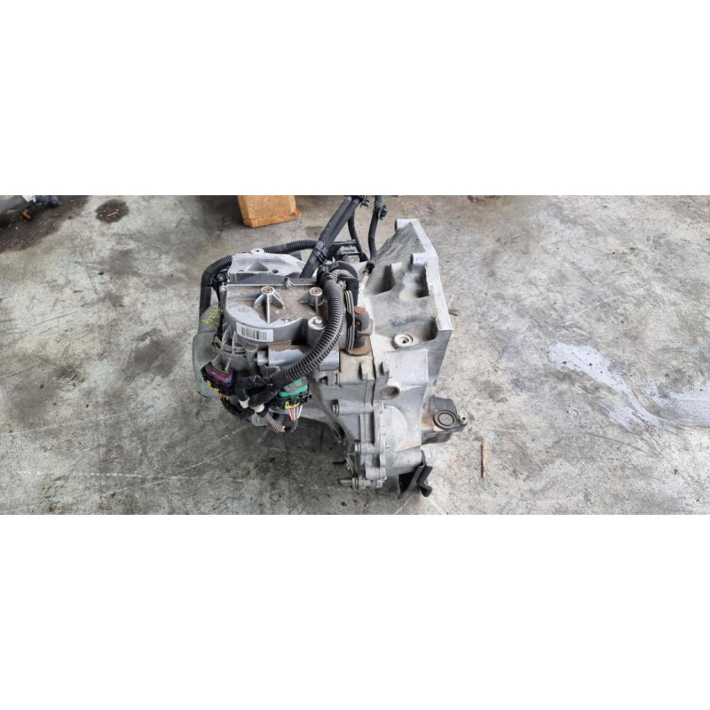 Boite de vitesses PEUGEOT 208 1 PHASE 2 d’occasion