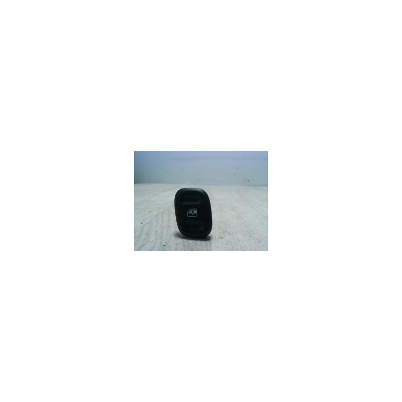 Interrupteur de leve vitre avant gauche FIAT PANDA 3 PHASE 1 d’occasion