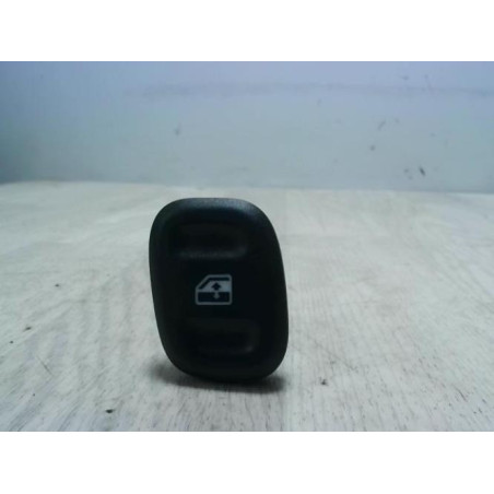 Interrupteur de leve vitre avant gauche FIAT PANDA 3 PHASE 1 d’occasion