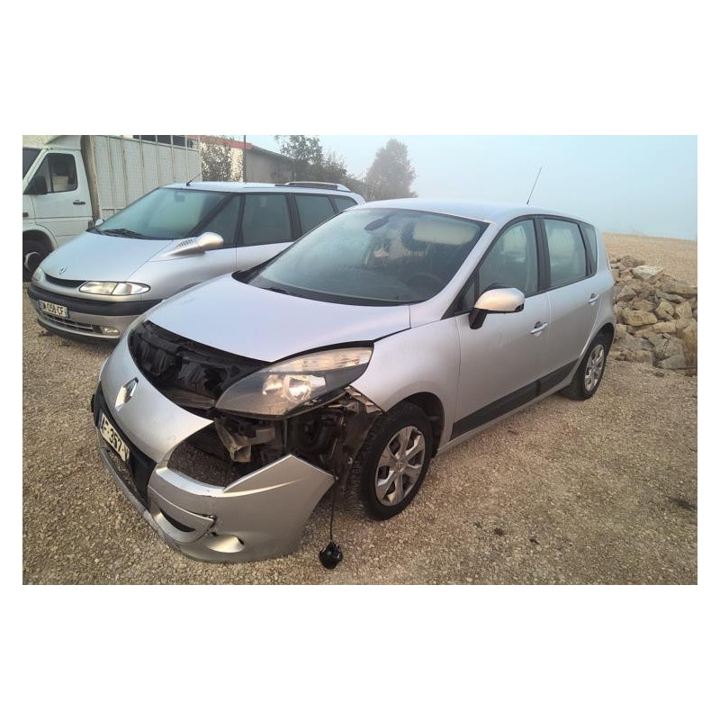 Ecran GPS RENAULT SCENIC 3 PHASE 1 d’occasion