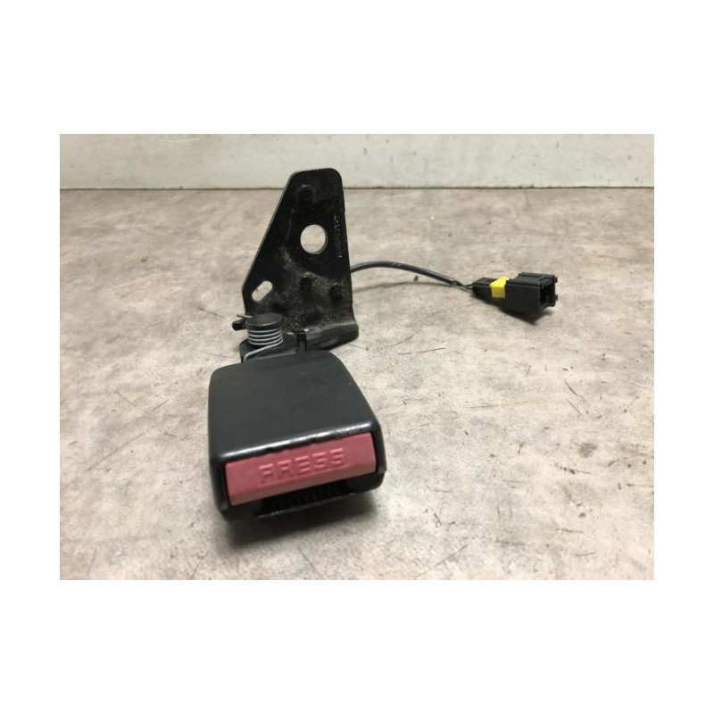 Attache ceinture arriere gauche PEUGEOT 207 PHASE 2 d’occasion