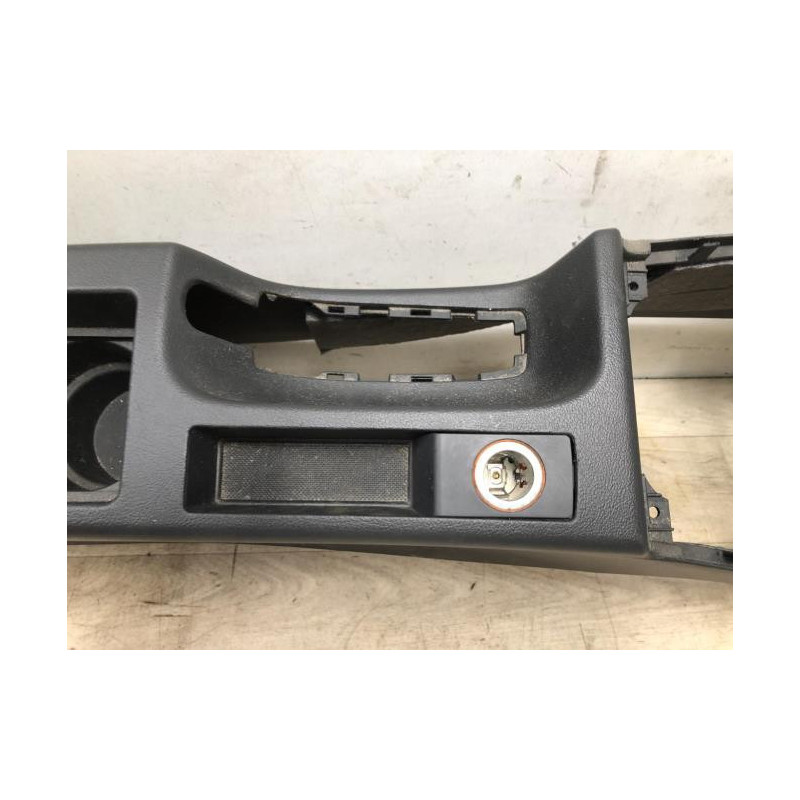 Console central (interieur plastique) AUDI A3 2 SPORTBACK PHASE 2 d’occasion