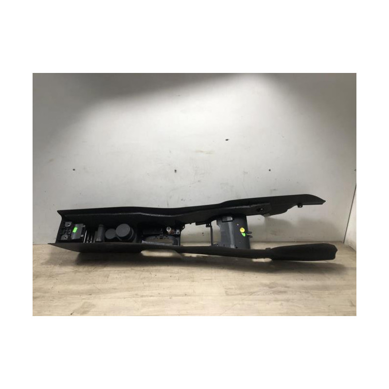 Console central (interieur plastique) AUDI A3 2 SPORTBACK PHASE 2 d’occasion