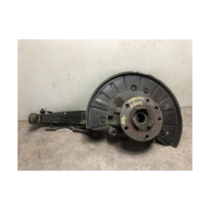 Fusee avant gauche PORSCHE CAYENNE 1 PHASE 1 d’occasion