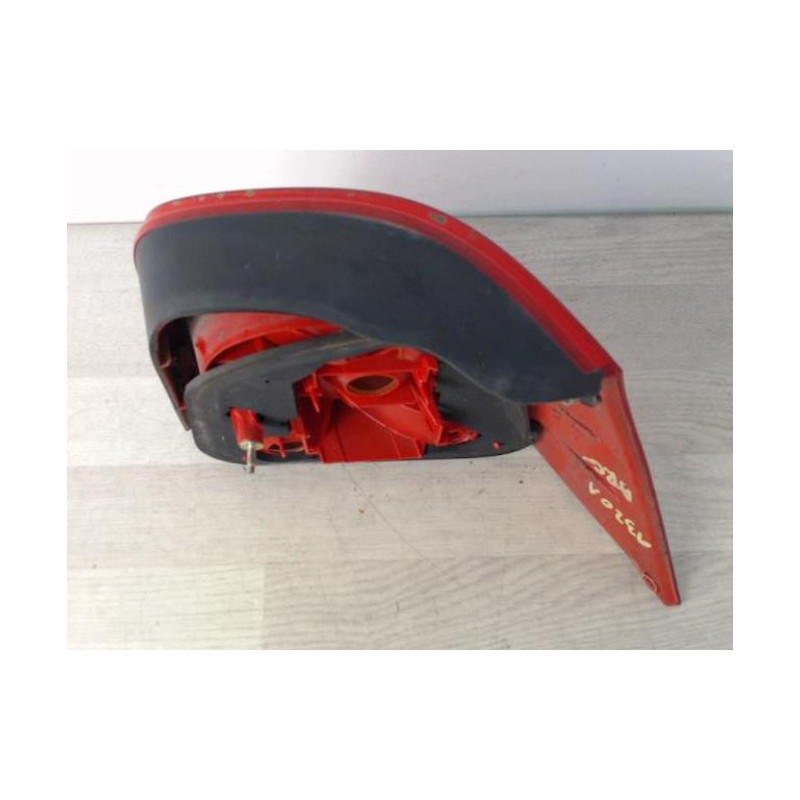 Feu arriere principal gauche (feux) VOLKSWAGEN GOLF 4 d’occasion