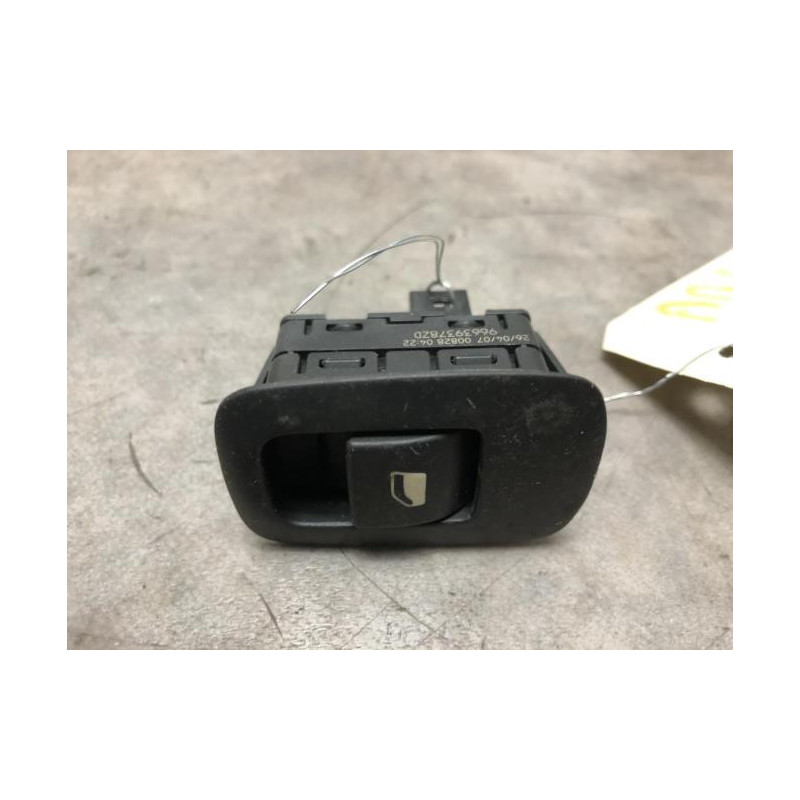Interrupteur de leve vitre arriere droit CITROEN C4 PICASSO 1 d’occasion