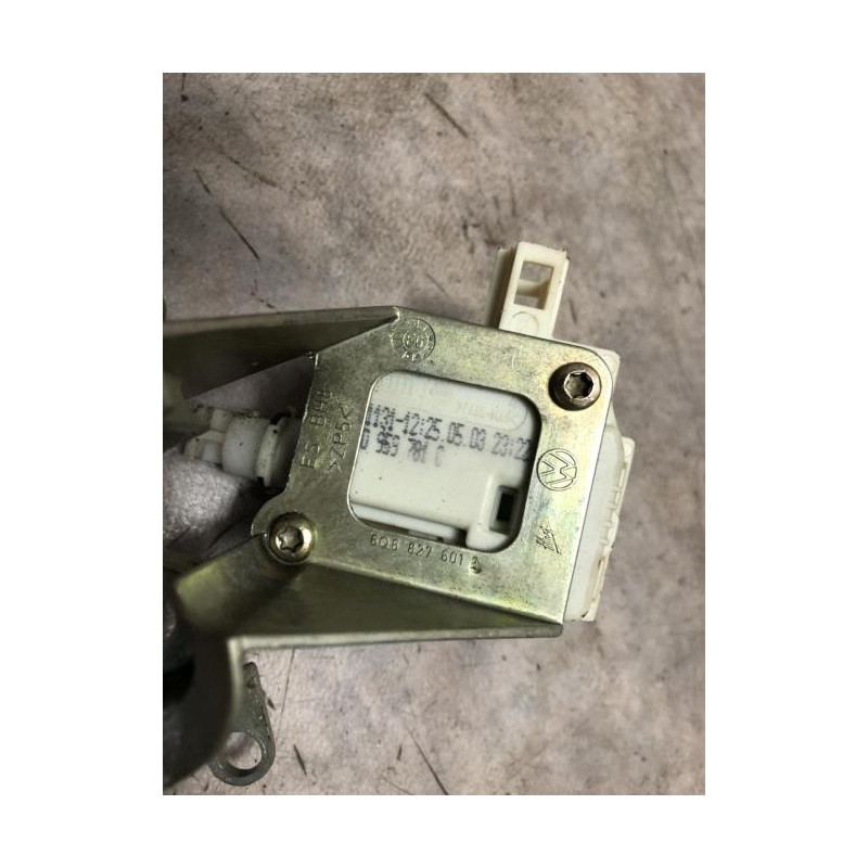 Actionneur serrure hayon VOLKSWAGEN POLO 4 PHASE 1 d’occasion