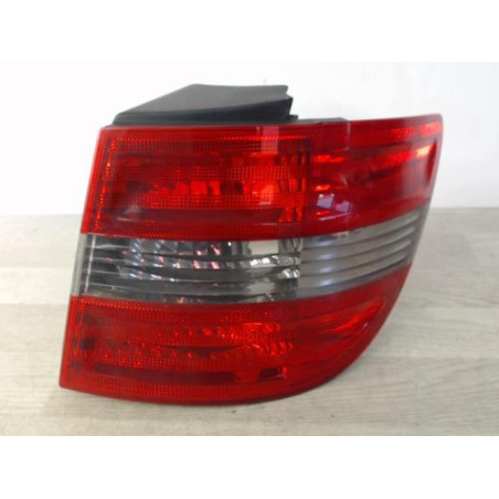 Feu arriere principal droit (feux) MERCEDES CLASSE B 245 PHASE 1 d’occasion