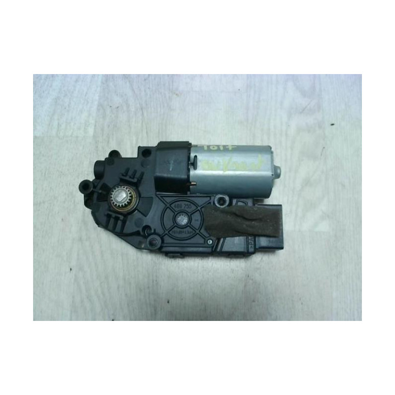 Moteur toit ouvrant SEAT IBIZA 4 PHASE 1 d’occasion