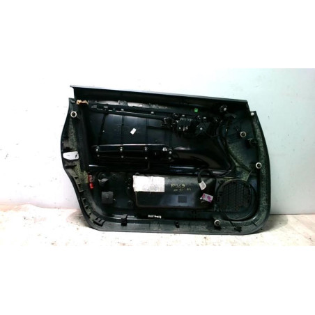 Panneau de porte avant droit AUDI A4 2 AVANT PHASE 1 BREAK d’occasion