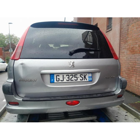Feu arriere principal droit (feux) PEUGEOT 206 PHASE 2 BREAK d’occasion