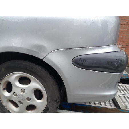 Feu arriere principal droit (feux) PEUGEOT 206 PHASE 2 BREAK d’occasion