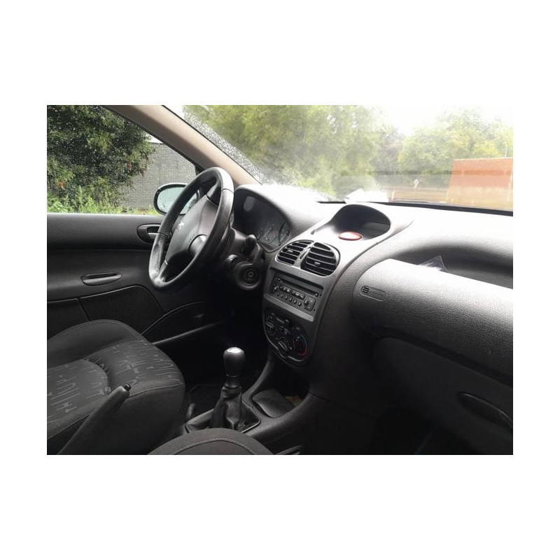 Feu arriere principal droit (feux) PEUGEOT 206 PHASE 2 BREAK d’occasion
