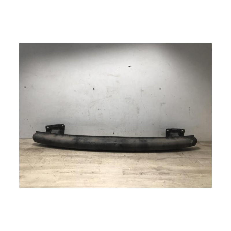 Renfort pare choc arriere (traverse) VOLKSWAGEN POLO 4 PHASE 1 d’occasion