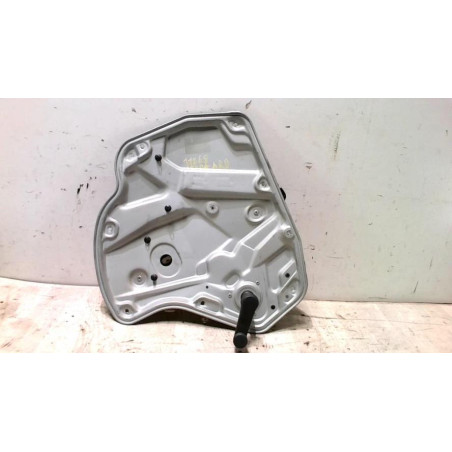 Leve vitre mecanique arriere droit SKODA OCTAVIA 2 PHASE 2 BREAK d’occasion
