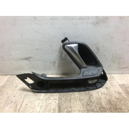 Poignee interieur avant gauche VOLKSWAGEN POLO 5 PHASE 2 d’occasion