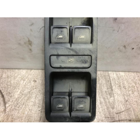 Interrupteur de leve vitre avant gauche VOLKSWAGEN POLO 5 PHASE 2 d’occasion