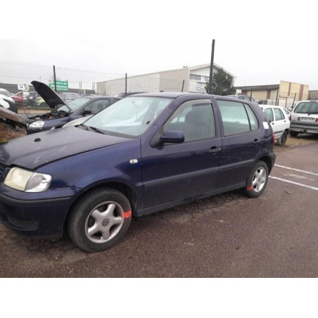 Platine feu arriere gauche VOLKSWAGEN POLO 3 PHASE 2 d’occasion