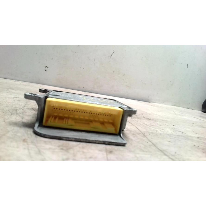 Boitier air bag VOLKSWAGEN POLO 4 PHASE 2 d’occasion