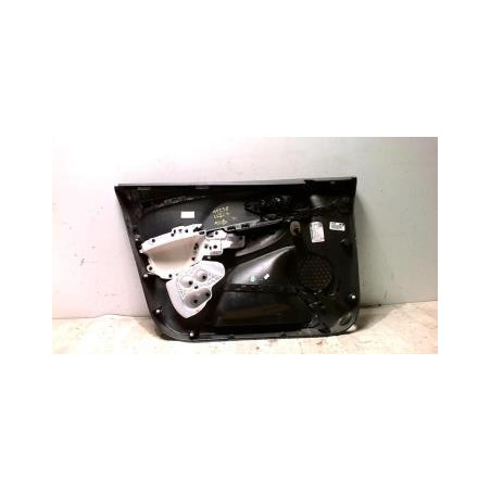 Panneau de porte avant droit RENAULT CLIO 4 PHASE 1 d’occasion