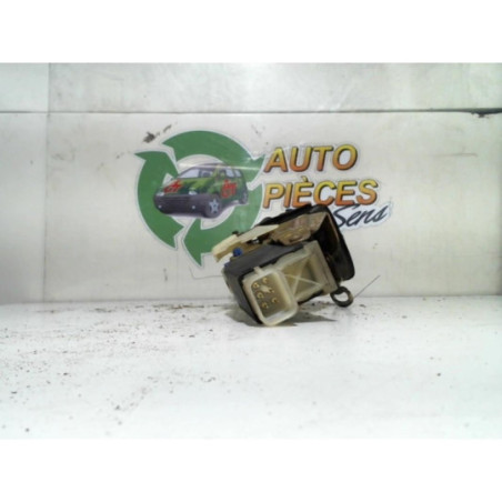 Serrure avant droit OPEL CORSA B PHASE 2 d’occasion