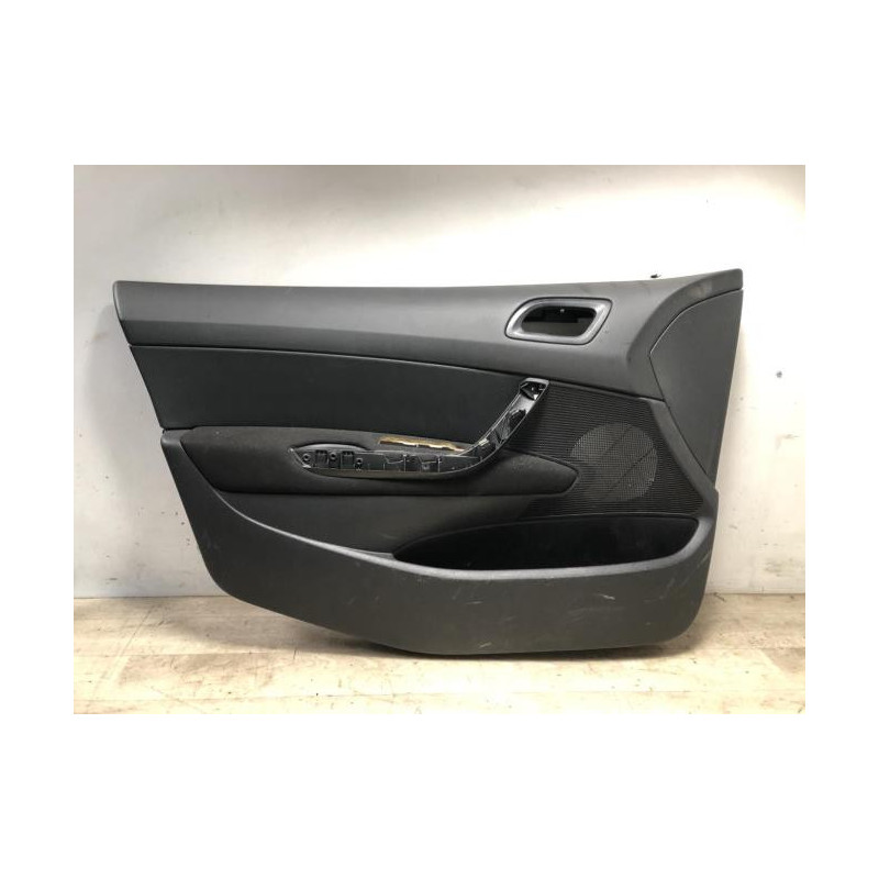 Panneau de porte avant gauche PEUGEOT 308 1 SW PHASE 1 BREAK d’occasion