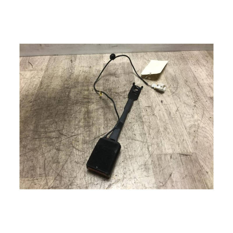 Attache ceinture avant gauche PEUGEOT 308 1 SW PHASE 1 BREAK d’occasion