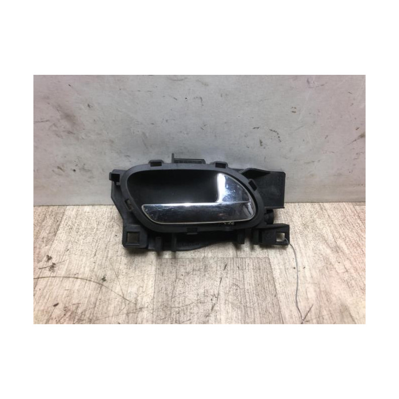 Poignee interieur arriere droit PEUGEOT 308 1 SW PHASE 1 BREAK d’occasion