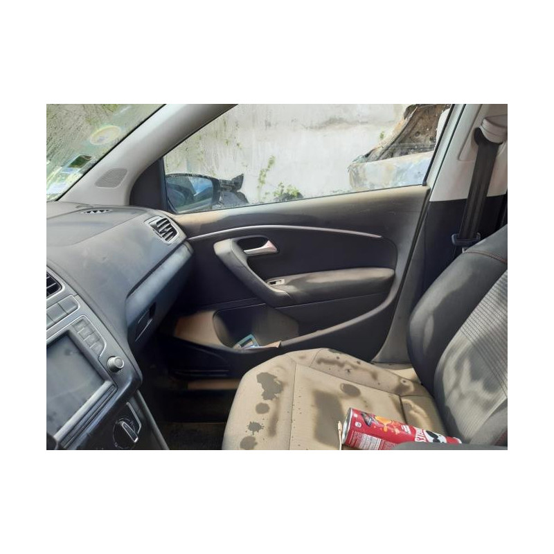 Support de pare chocs arriere VOLKSWAGEN POLO 5 PHASE 2 d’occasion