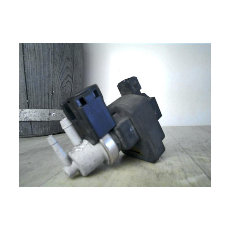 Bloc electrovannes HYUNDAI TUCSON 1 d’occasion