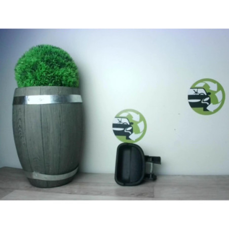 Poignee interieur arriere droit RENAULT KANGOO 1 PHASE 1 d’occasion