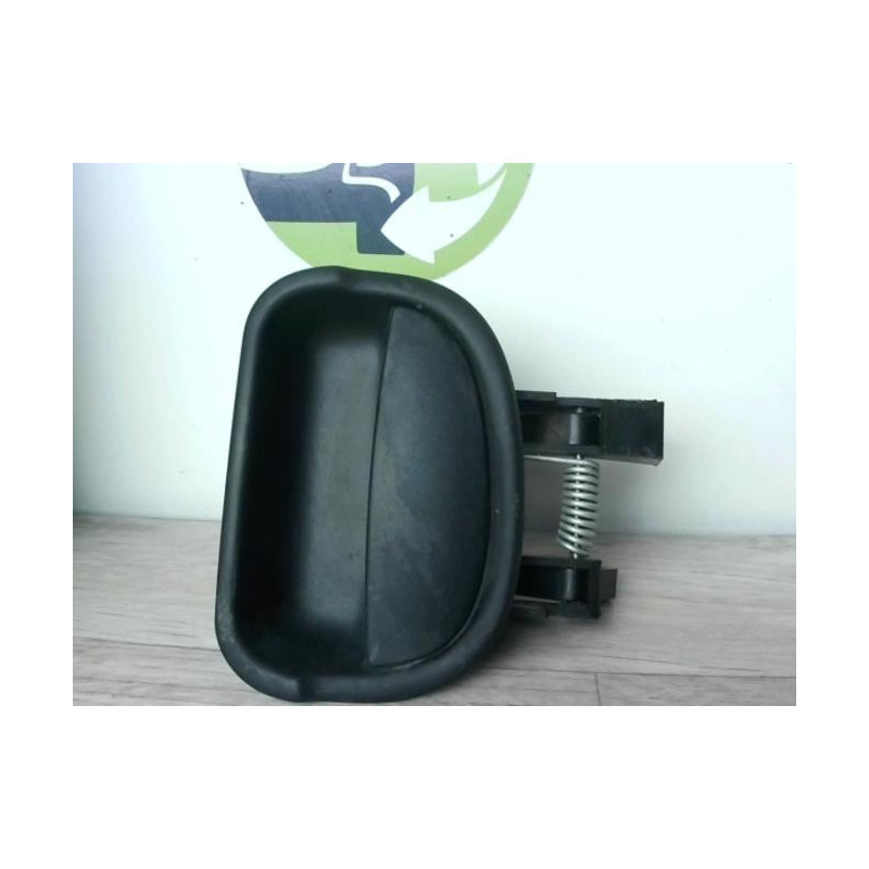 Poignee interieur arriere droit RENAULT KANGOO 1 PHASE 1 d’occasion