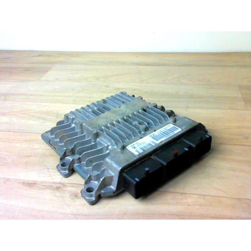 Calculateur PEUGEOT 407 PHASE 1 d’occasion