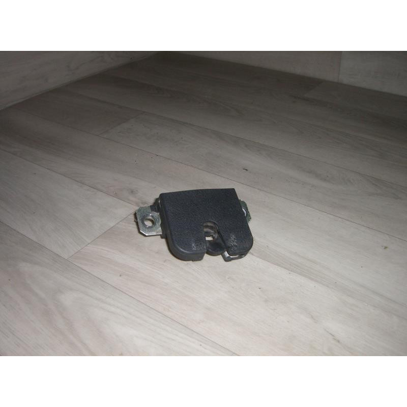 Serrure de hayon SEAT IBIZA 3 PHASE 1 d’occasion