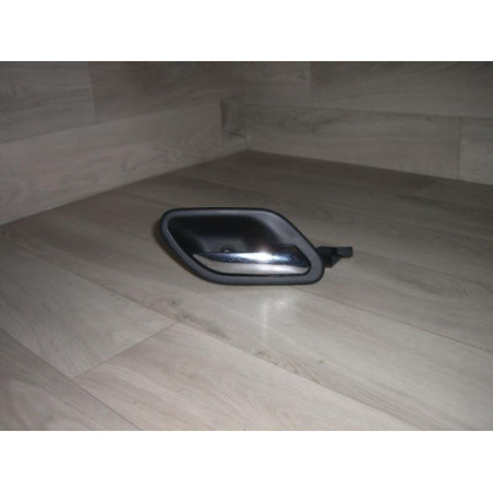 Poignee interieur avant droit BMW SERIE 5 E39 PHASE 2 d’occasion