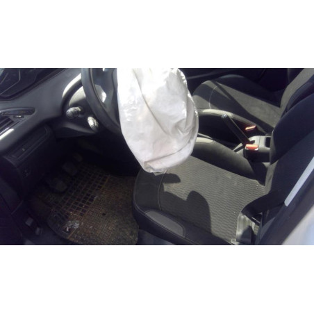 Platine feu arriere gauche PEUGEOT 208 1 PHASE 2 d’occasion
