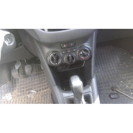 Platine feu arriere droit PEUGEOT 208 1 PHASE 2 d’occasion
