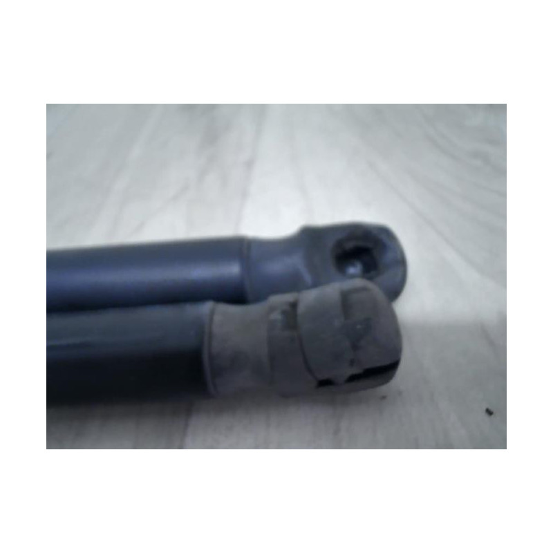 Verin de coffre OPEL ASTRA J PHASE 1 d’occasion