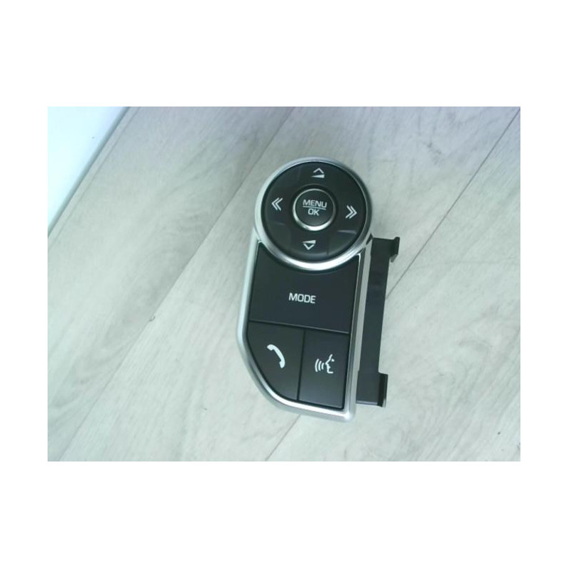 Commande autoradio LAND ROVER DISCOVERY 5 d’occasion
