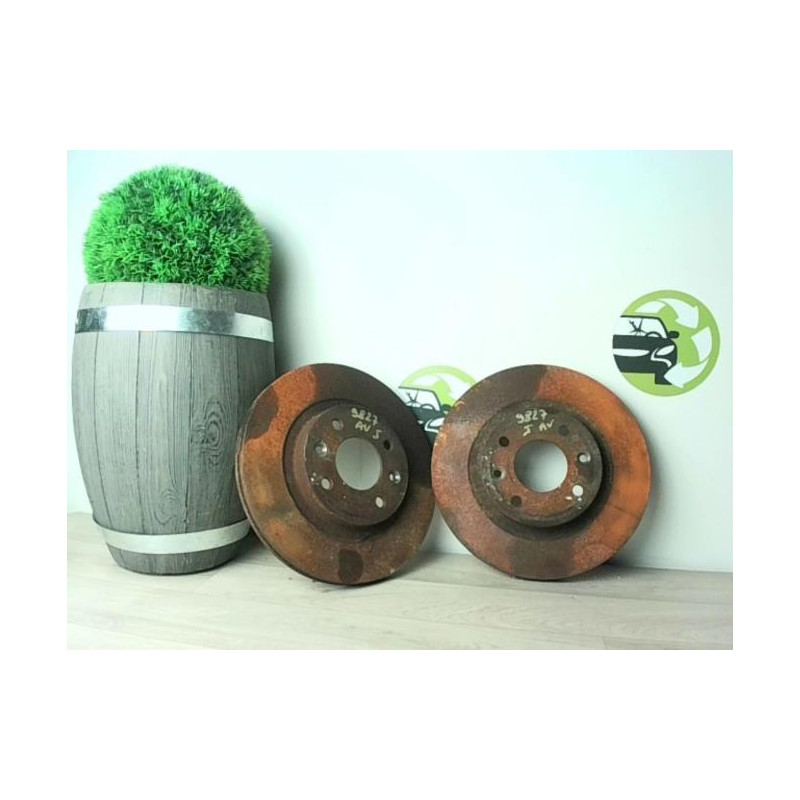 Paire de disques avant (freinage) RENAULT CLIO 2 PHASE 2 d’occasion